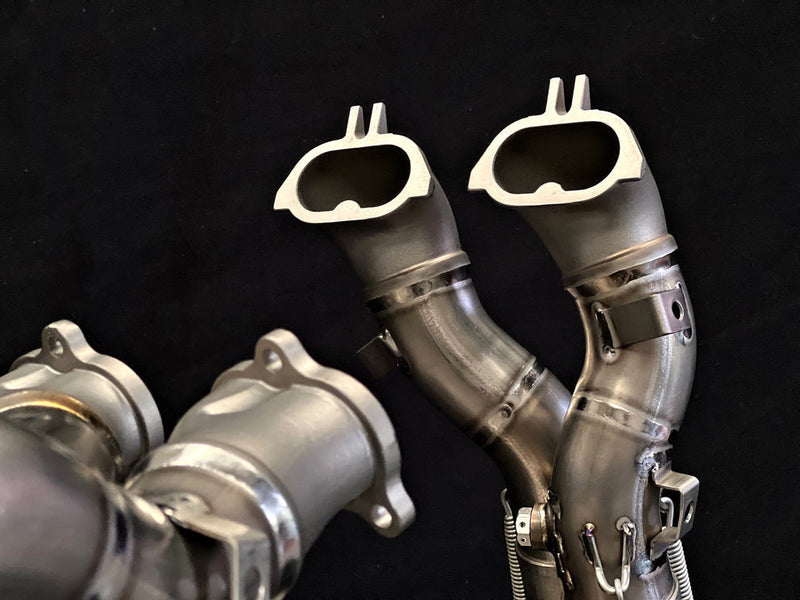 Vandemon Low Titanium full exhaust system on Ducati Panigale V4 naturally brushed finish