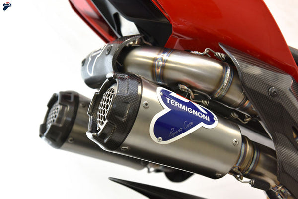 Termignoni D200 RHT stainless full exhaust system on Ducati Panigale V4 R