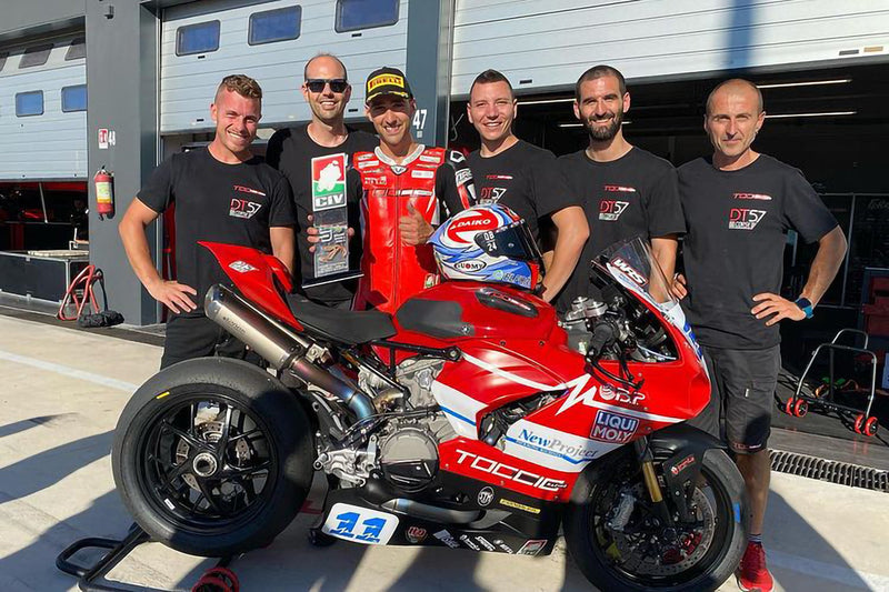 Spark Exhaust GDU8836 SSP titanium full exhaust system on Ducati Panigale V2 955