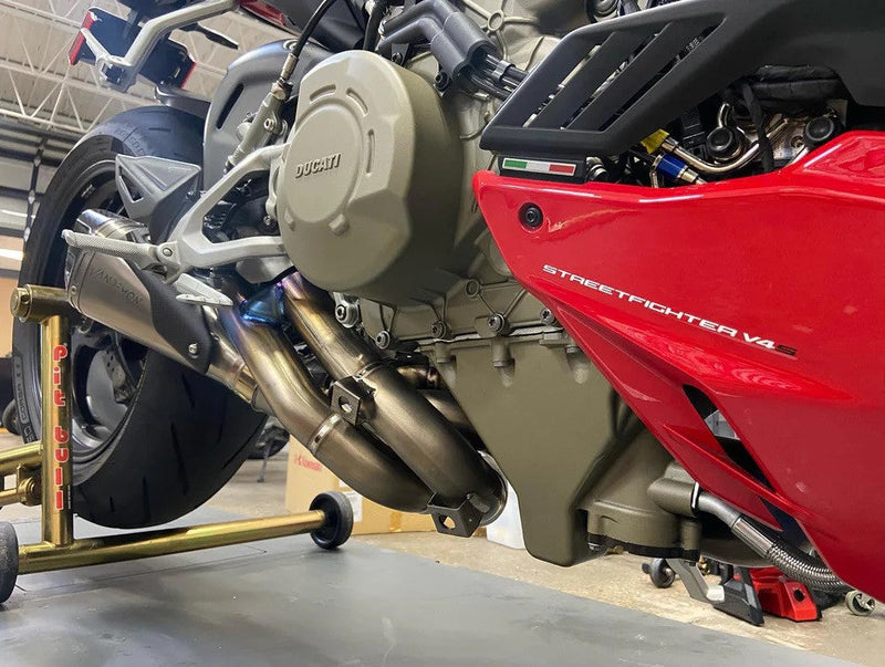 Vandemon Low Titanium full exhaust system on Ducati Panigale V4/S, naturally brushed titanium finish