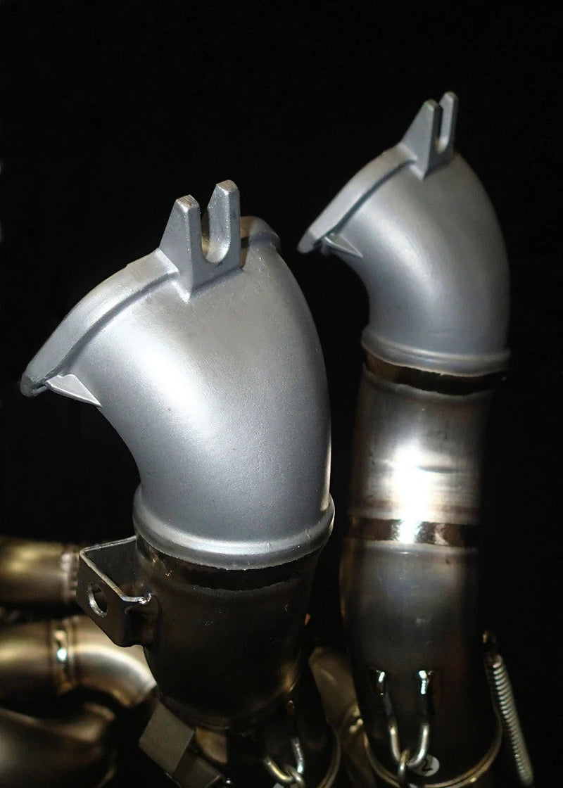 Vandemon Low Titanium full exhaust system on Ducati Panigale V4 natural brushed finish