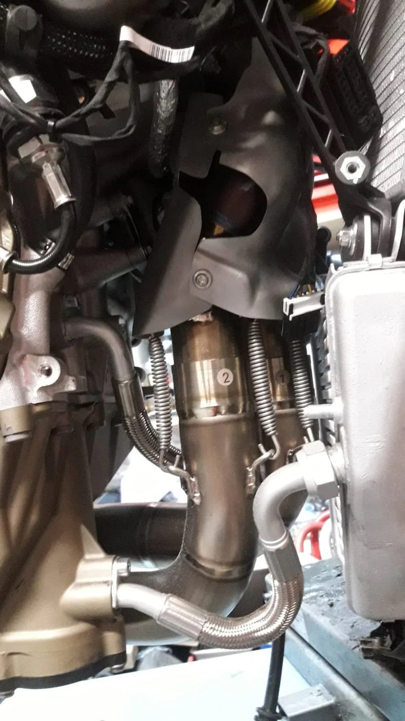 Vandemon Low Titanium full exhaust system on Ducati Panigale V4 natural brushed finish