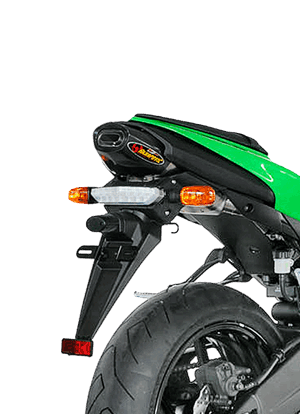 Akrapovic Slip-On Line titanium silencer with carbon end cap on Kawasaki ZX-6R 2007-2008