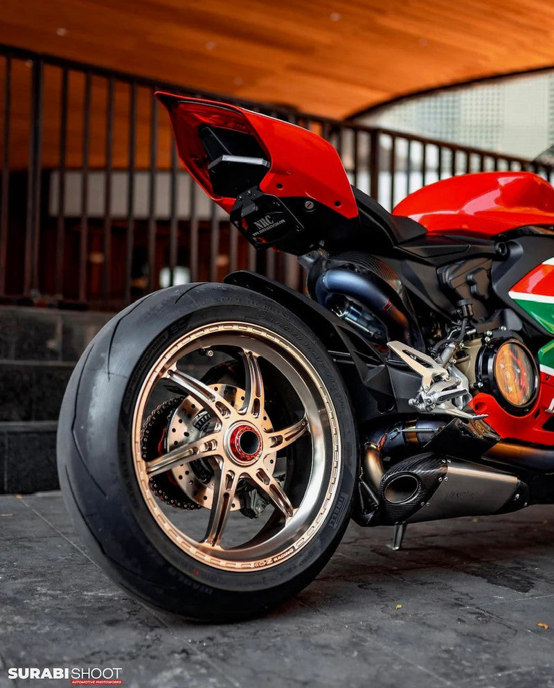 Vandemon Low Titanium full exhaust system on Ducati Panigale V2 955, naturally brushed finish