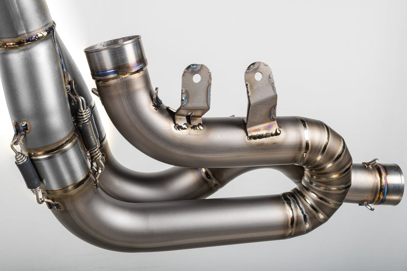 Spark GDU8838 rectangular titanium slip-on silencers on Ducati Panigale V4