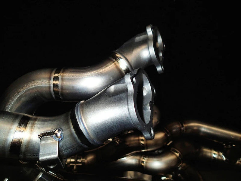 Vandemon Low Titanium full exhaust system on Ducati Panigale V4 naturally brushed finish