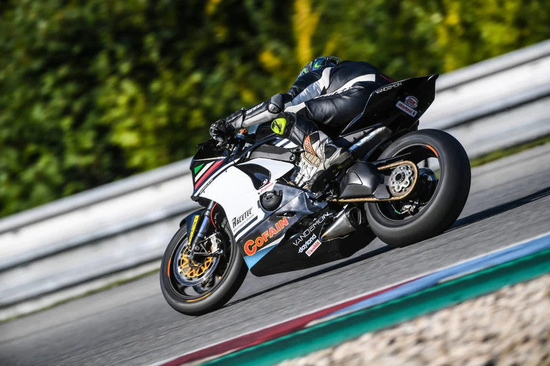 Vandemon Low Titanium full exhaust system on Ducati Panigale V4 natural brushed finish