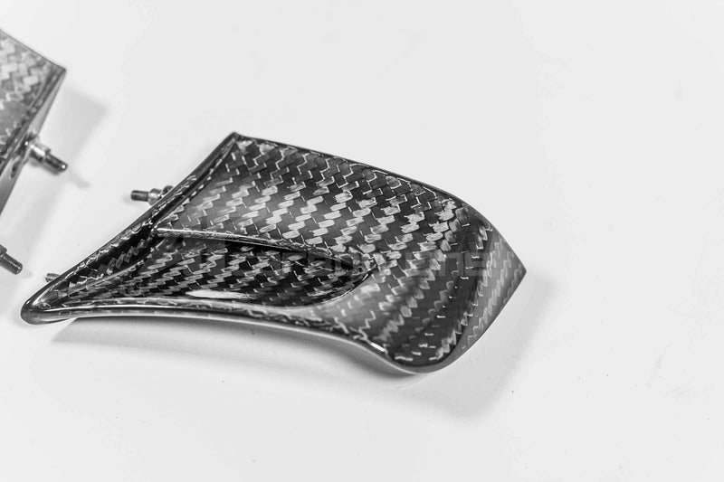 AP Carbon Line 400g twill carbon winglets for Ducati Panigale V4/S/R 2022–2024