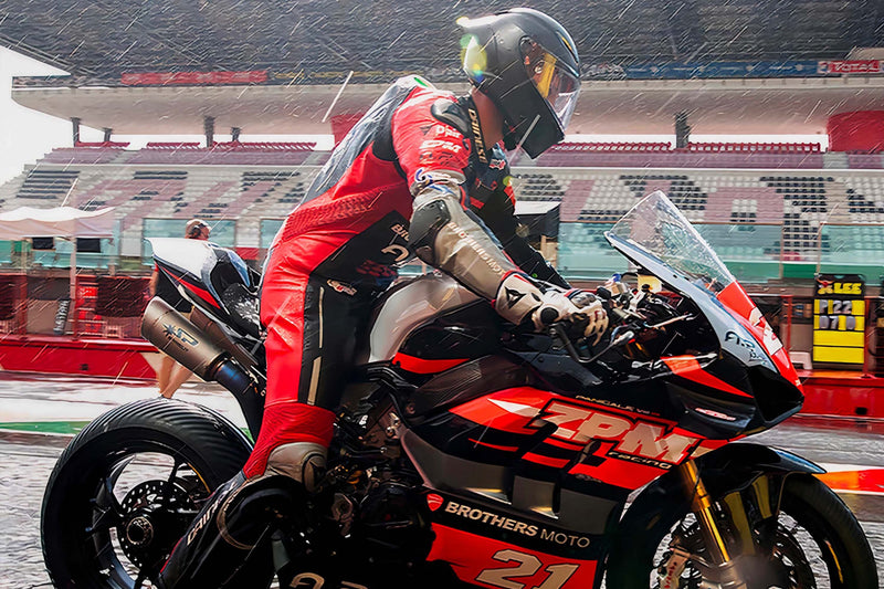 Spark Exhaust GDU8845 Grid-O full titanium exhaust system on Ducati Panigale V4