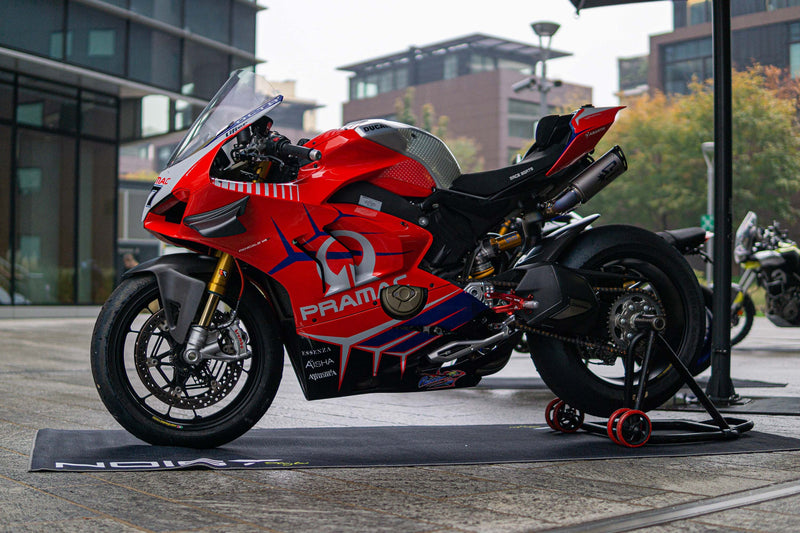 Spark DYNO titanium half exhaust system on Ducati Panigale V4, carbon end caps, GDU8847
