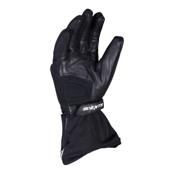 Seventy Degrees giau Black / White