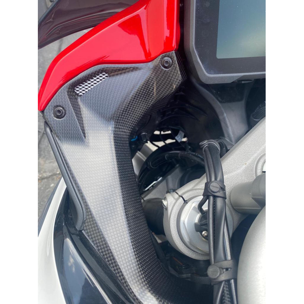 LighTech CARD0282M carbon inner fairing panels (matt) with the A1 plate support for Ducati MULTISTRADA V4 – product view 2