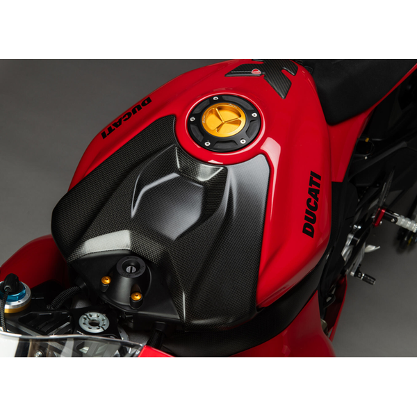 LighTech CARD2429M carbon part for Ducati Panigale V4 – fitted to the bike 2