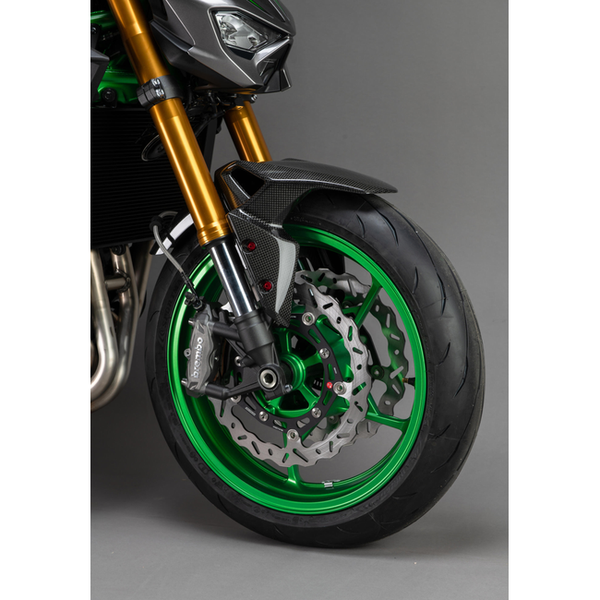 LighTech CARK8010 carbon part for Kawasaki Z900 – fitted to the bike