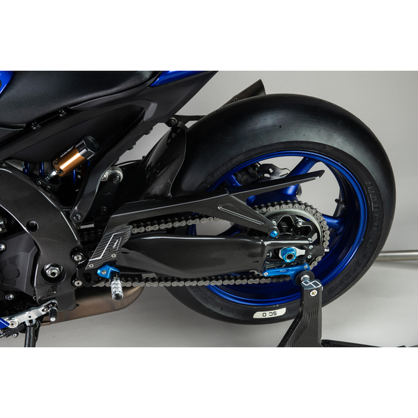 LighTech CARY0920 carbon part for Yamaha R7 – fitted to the bike 3