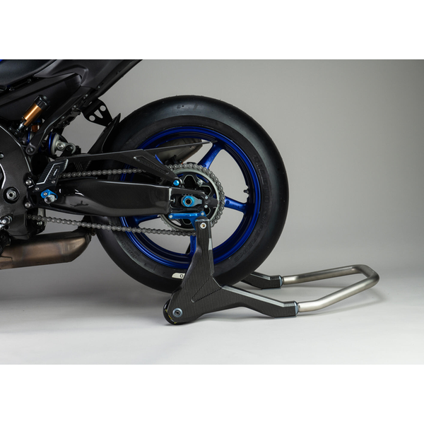 LighTech CARY0960 carbon part for Yamaha R7 – fitted to the bike 2