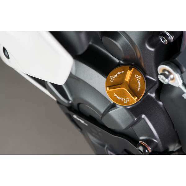 LighTech OIL006 oil filler cap m26 x 3 for Yamaha MT-10 – fitted to the bike